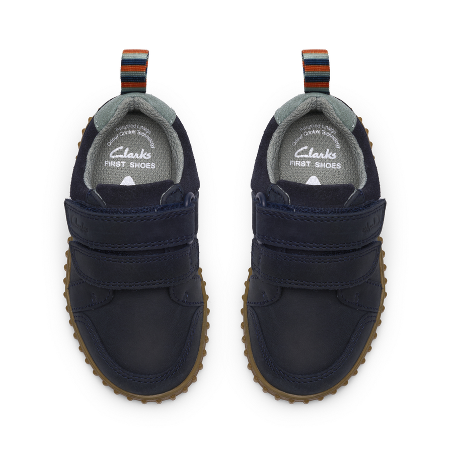 Clarks Cove Pop T Navy Leather Shoes