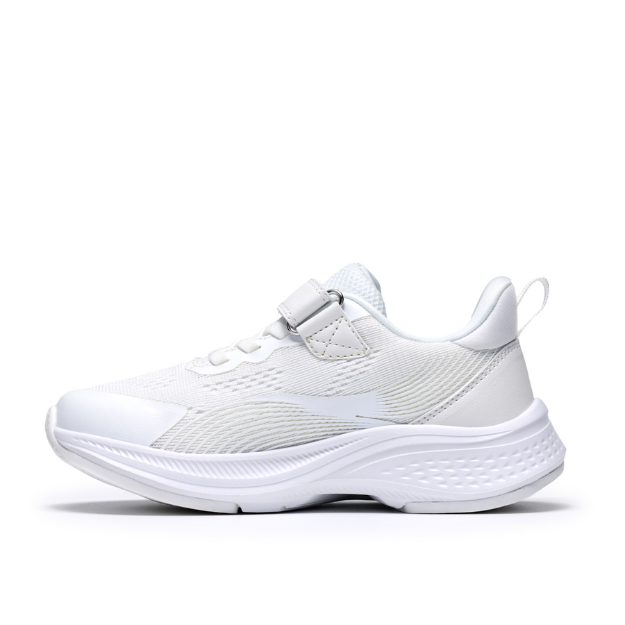 Clarks - Lumen Hero K - White - Trainers
