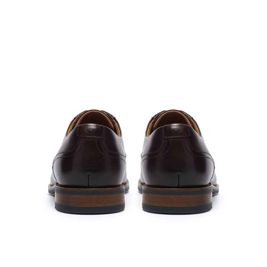 Clarks Bowburn Lace Brown Leather Shoes