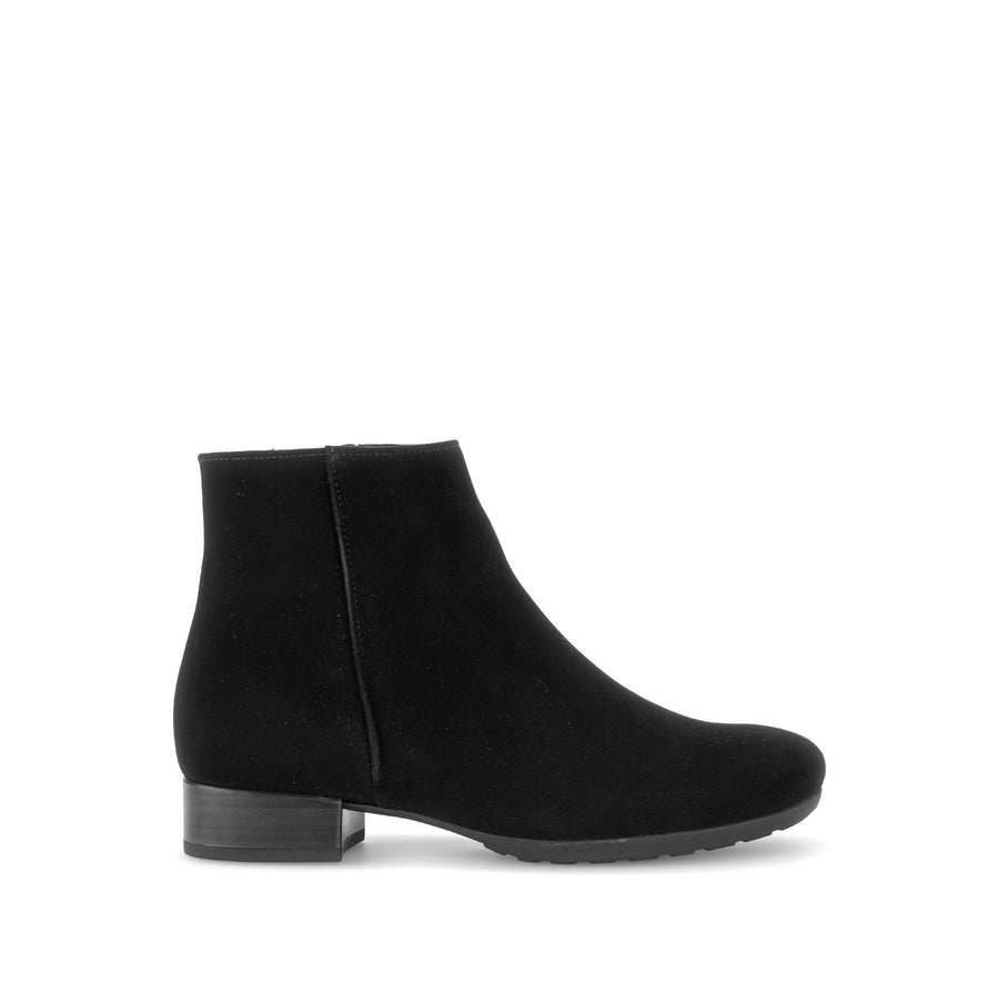 Gabor Buzz 8031.03.002 Black Boots